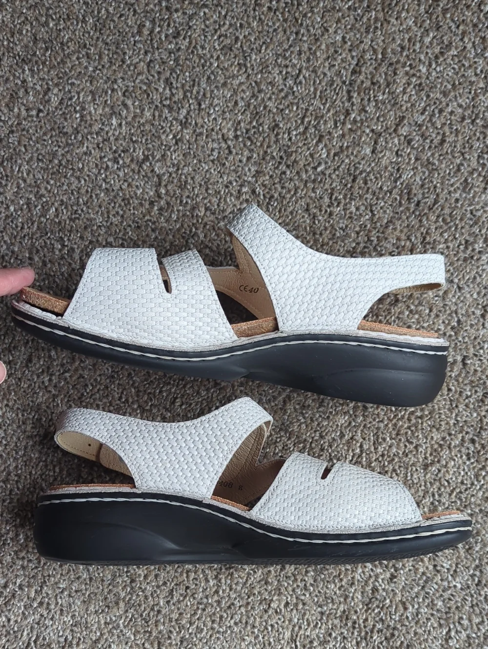 Finn Comfort White Leather Gomera Sandal